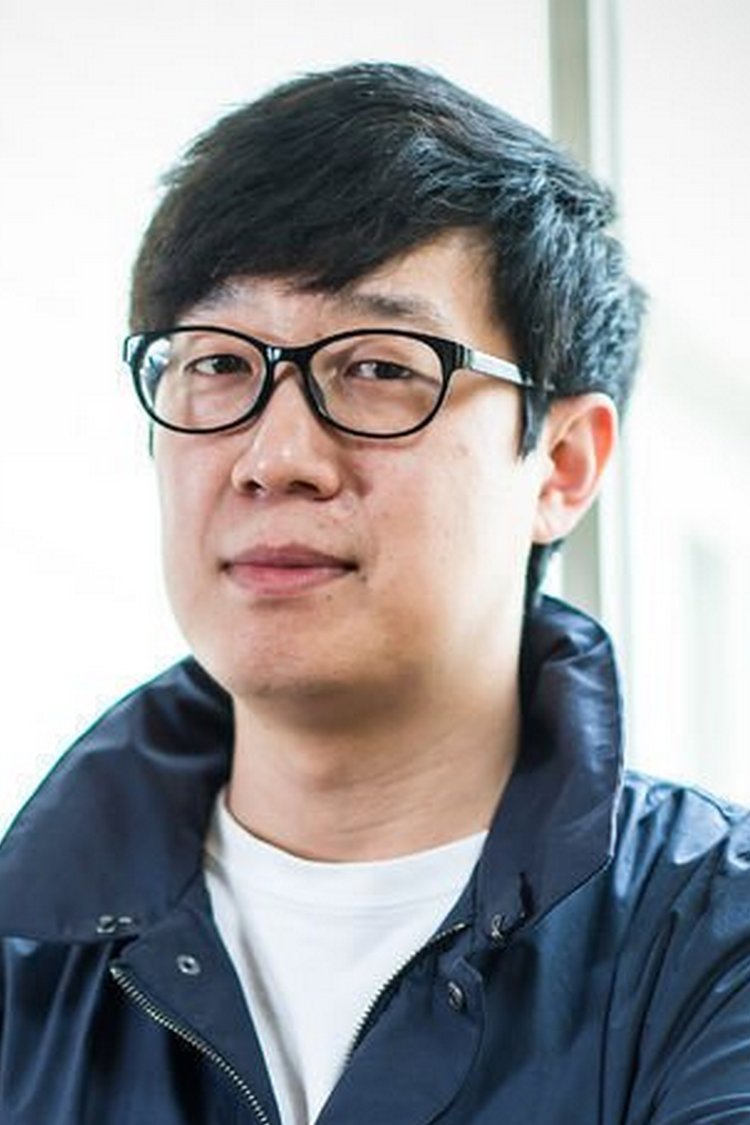 Han Jun Hee (한준희 1984)