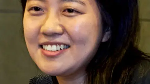 Hyeon Sol Ip (현솔잎)