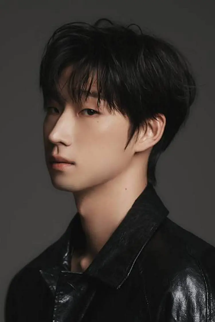 Kang Hee Goo (강희구 1998)