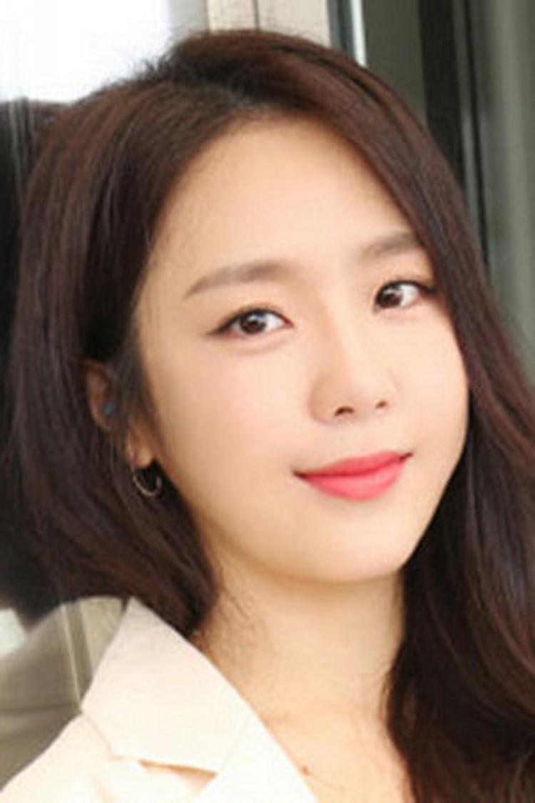 Kim Ye Won (김예원 1989)