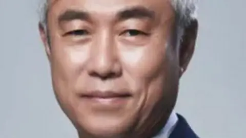 Lee Young Don (이영돈 1956)