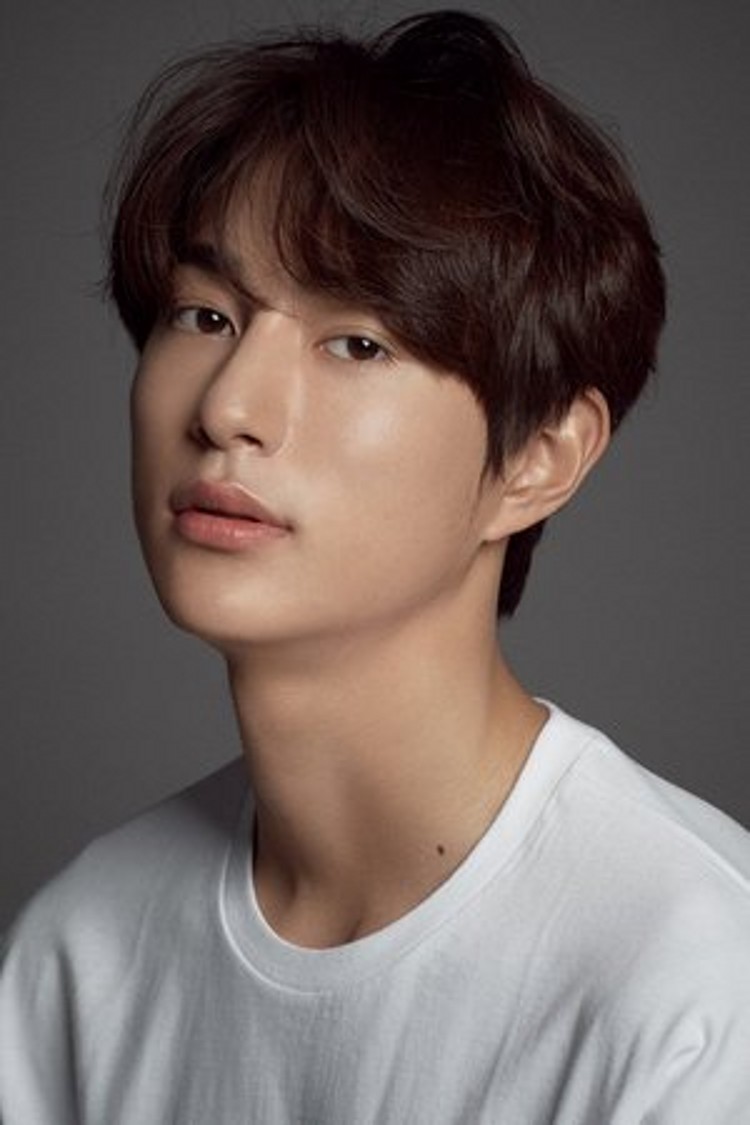 Oh Hyun Joong (오현중 1995)