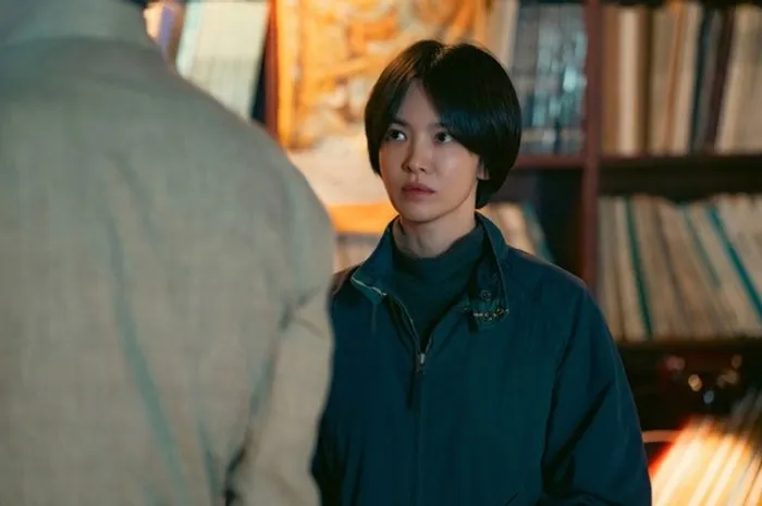Primeras imagenes de "Show Business" con Gong Yoo y Song Hye Kyo @Netflix